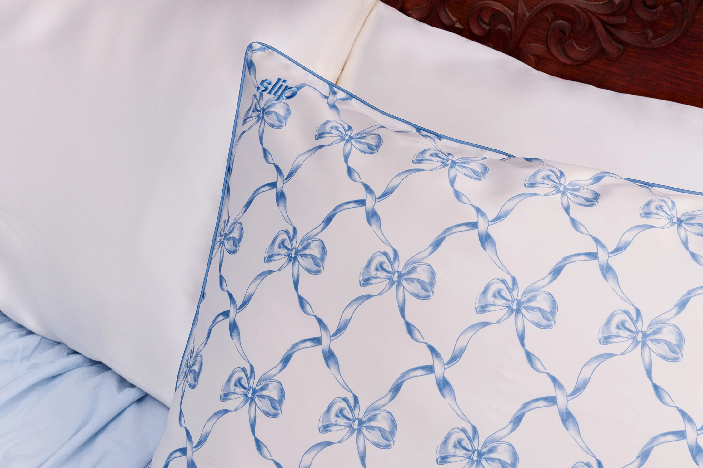 Bowie Queen Zippered Pillowcase - Image 7